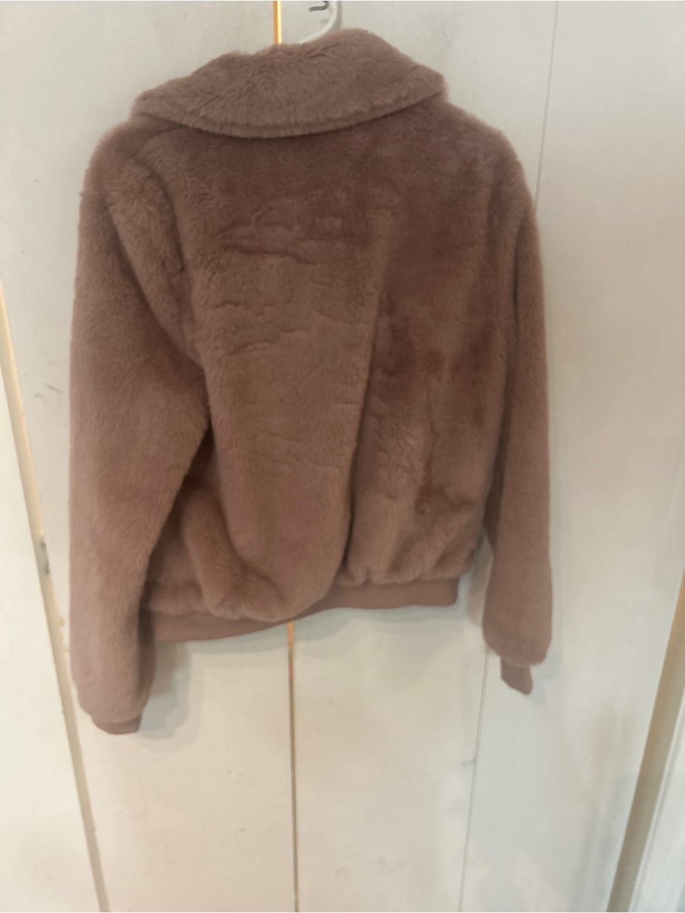 eesome Faux Fur Zip Jacket in Mauve Brown - Picture 7 of 11